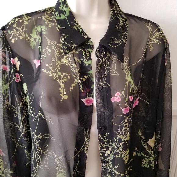 Sheer Floral Print Blouse - Picture 2 of 3